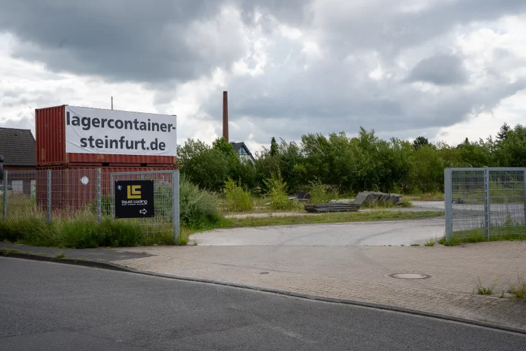 Einfahrt lagercontainer-steinfurt.de